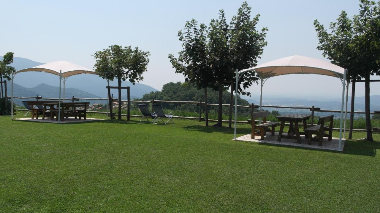 Agriturismo Fattoria Monte Baldo Vista Lago Caprino Veronese Exterior photo