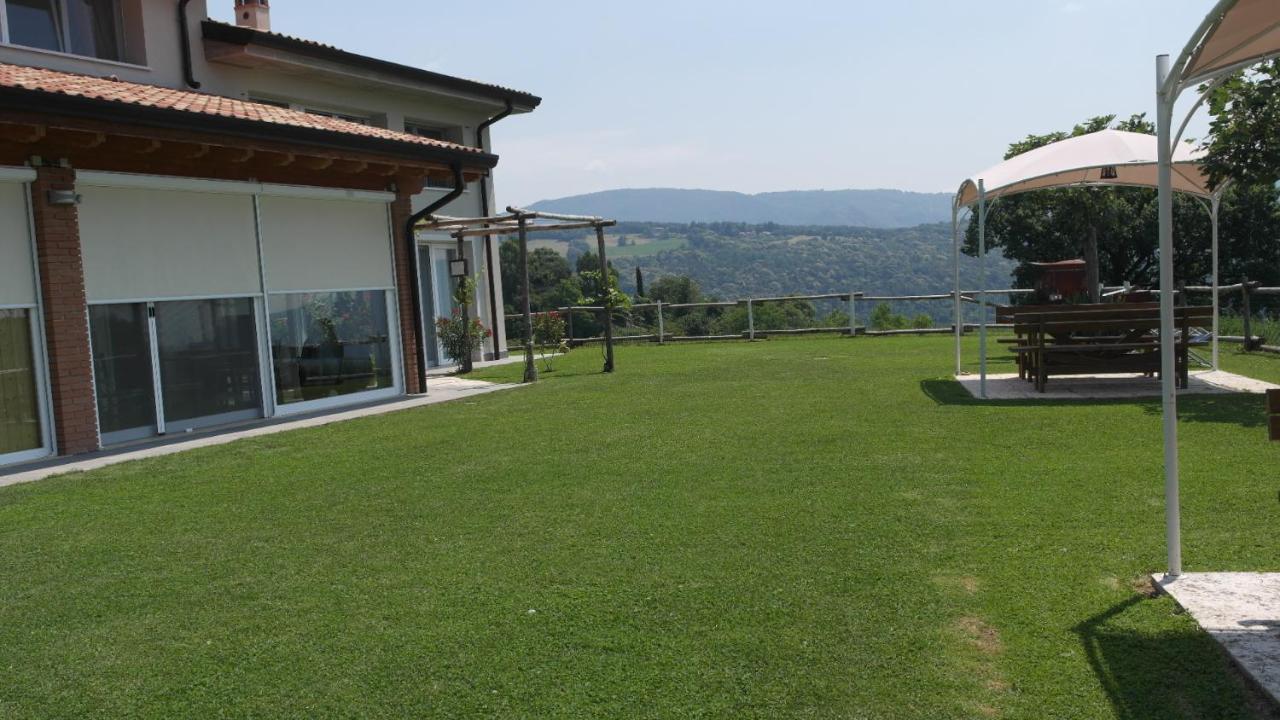 Agriturismo Fattoria Monte Baldo Vista Lago Caprino Veronese Exterior photo