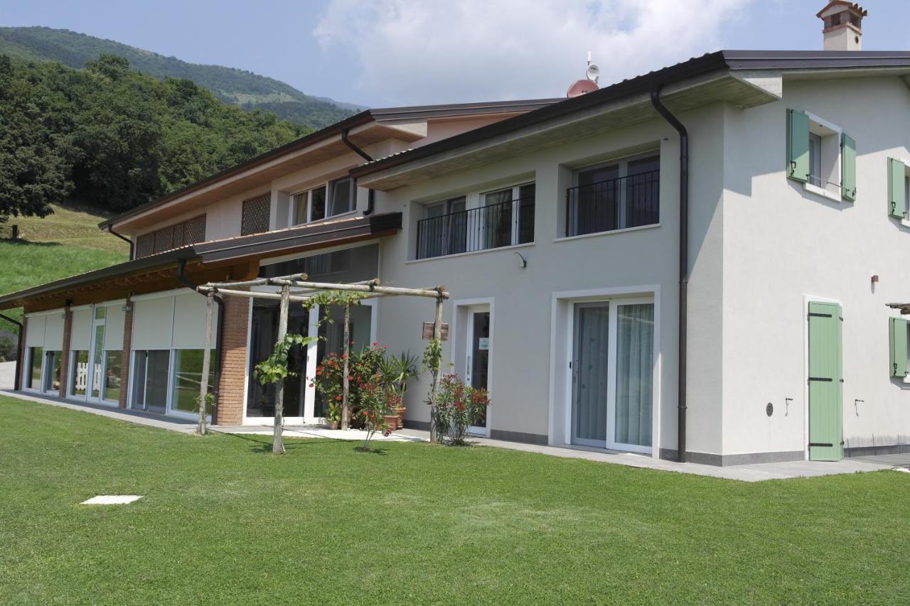 Agriturismo Fattoria Monte Baldo Vista Lago Caprino Veronese Exterior photo