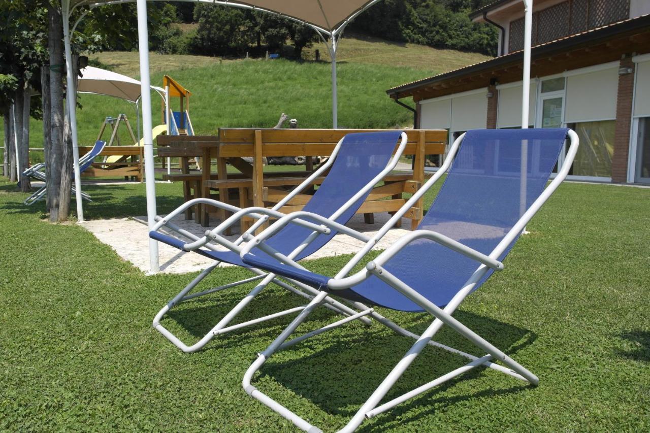 Agriturismo Fattoria Monte Baldo Vista Lago Caprino Veronese Exterior photo